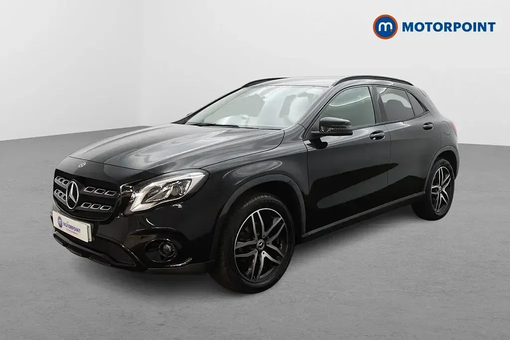 Used Mercedes GLA180 Urban 122 HP (89 kW) 2019 Black SUV