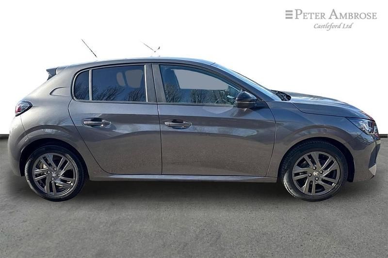 Used Peugeot 208 Active+ 74 HP (54 kW) 2022 Grey Hatchback