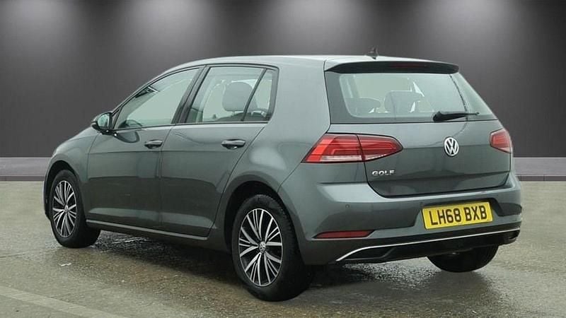 Used VW Golf VII SE 150 HP (110 kW) 2019 Grey Hatchback