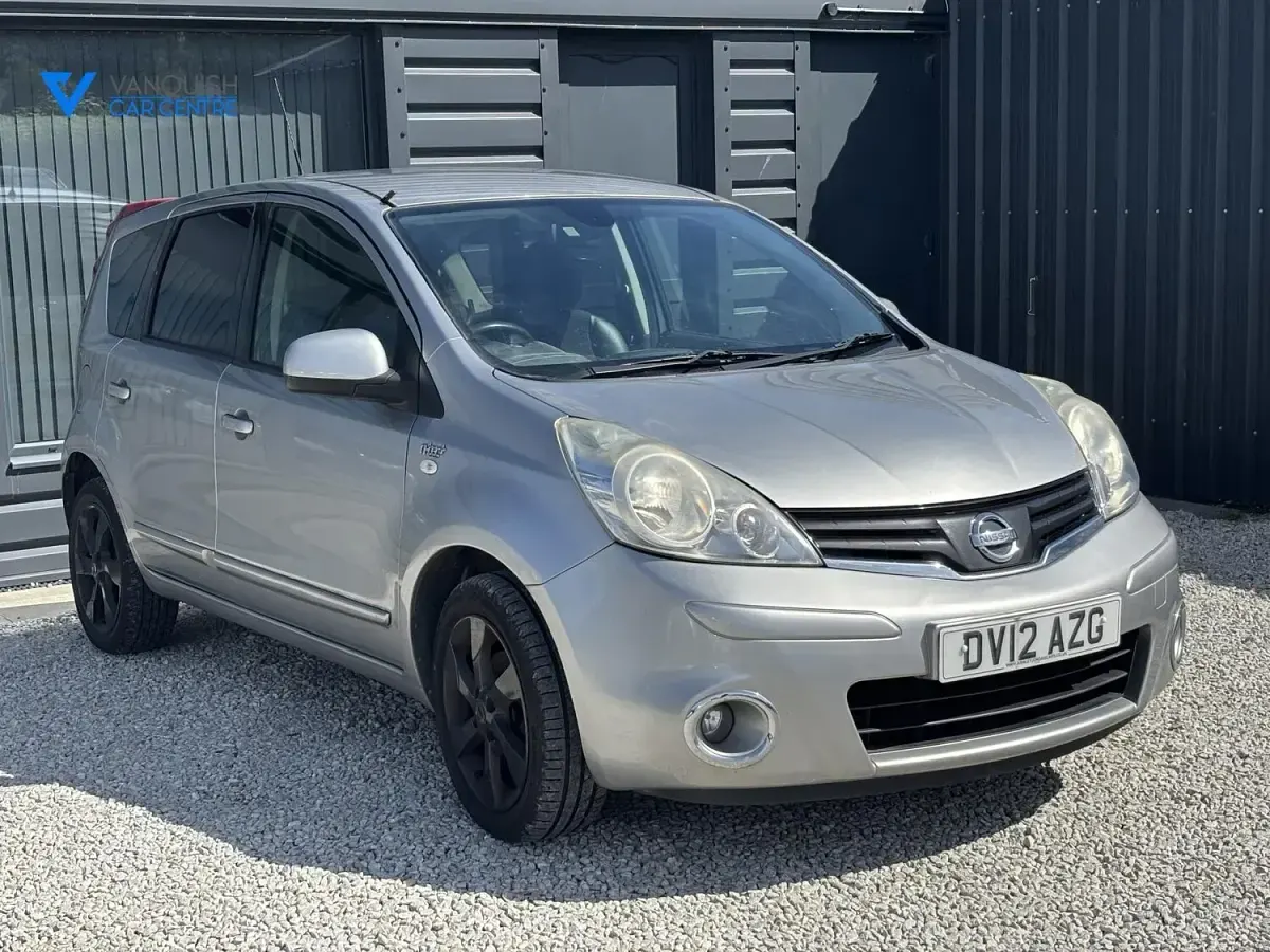 Used Nissan Note N-TEC 88 HP (64 kW) 2012 Silver Hatchback