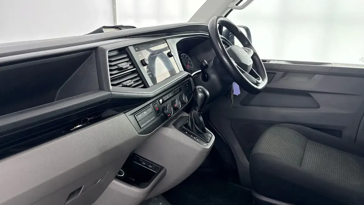Used VW Transporter Highline 2021 Deep black pearl Van