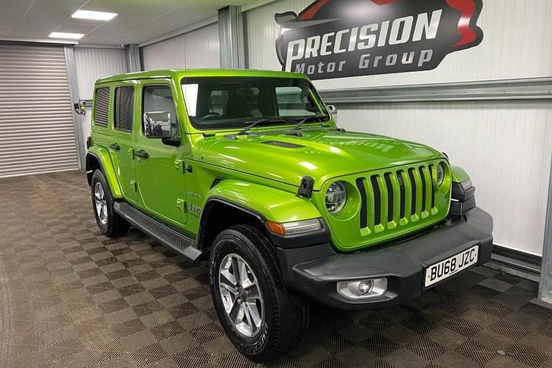 Used Jeep Wrangler Unlimited Sahara 272 HP (200 kW) 2018 SUV