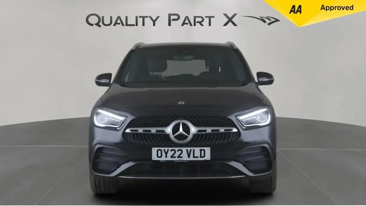 Used Mercedes GLA250 Exclusive 2022 Black SUV