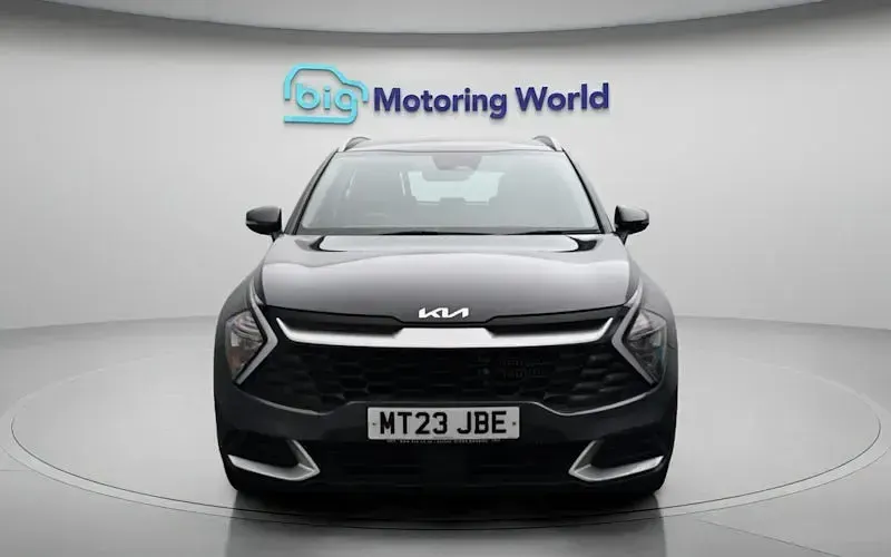 Usado Kia Sportage 150 HP (110 kW) 2023 Cinzento SUV