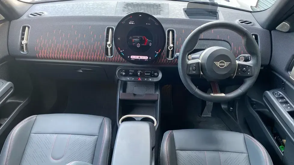 Used Mini Countryman 215 HP (158 kW) 2025 Grey SUV