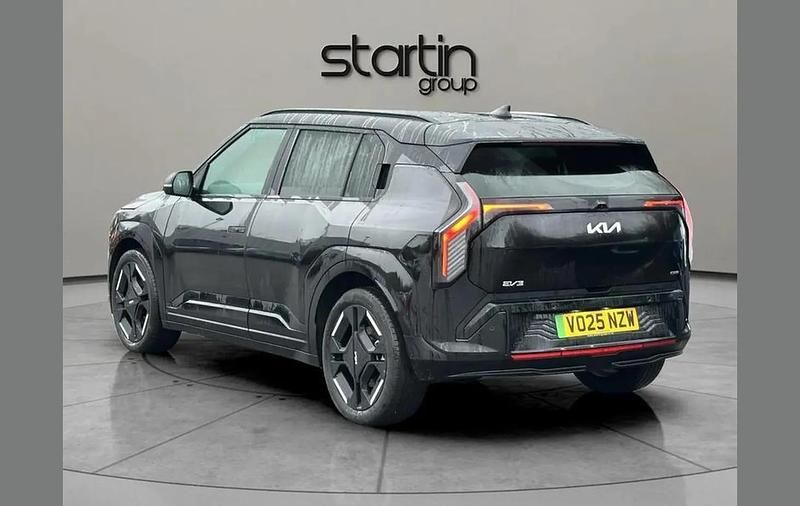 Used Kia EV3 GT-Line 147 kW (201 HP) 2025 Black SUV