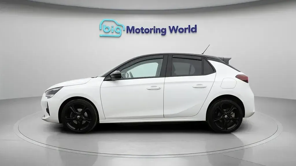 Second-hand Vauxhall Corsa S 130 CP (95 kW) 2023 Alb Hatchback