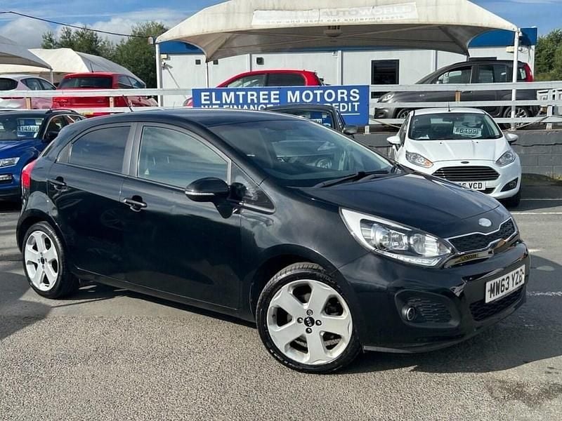 Black Used 2014 Kia Rio 3 Hatchback | £6,599 (Fair price) - Image 1/4
