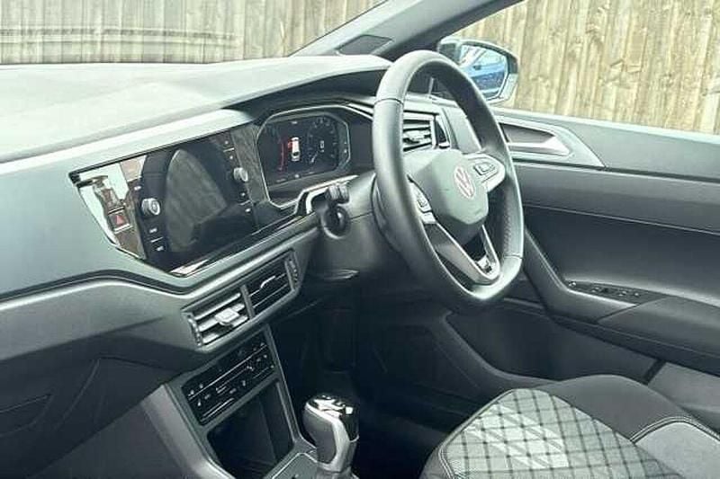 Image 2/4