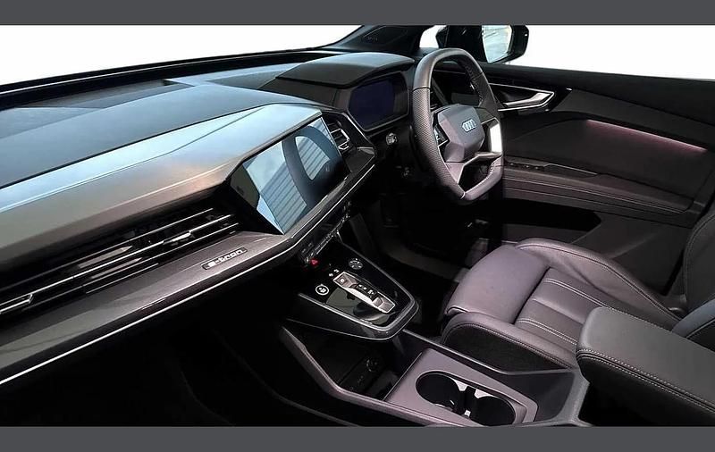 Used Audi Q4 e-tron Black Edition 206 kW (281 HP) 2025 Grey SUV