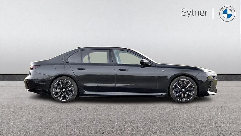 Used BMW i7 M Sport 330 kW (449 HP) 2023 Black Sedan