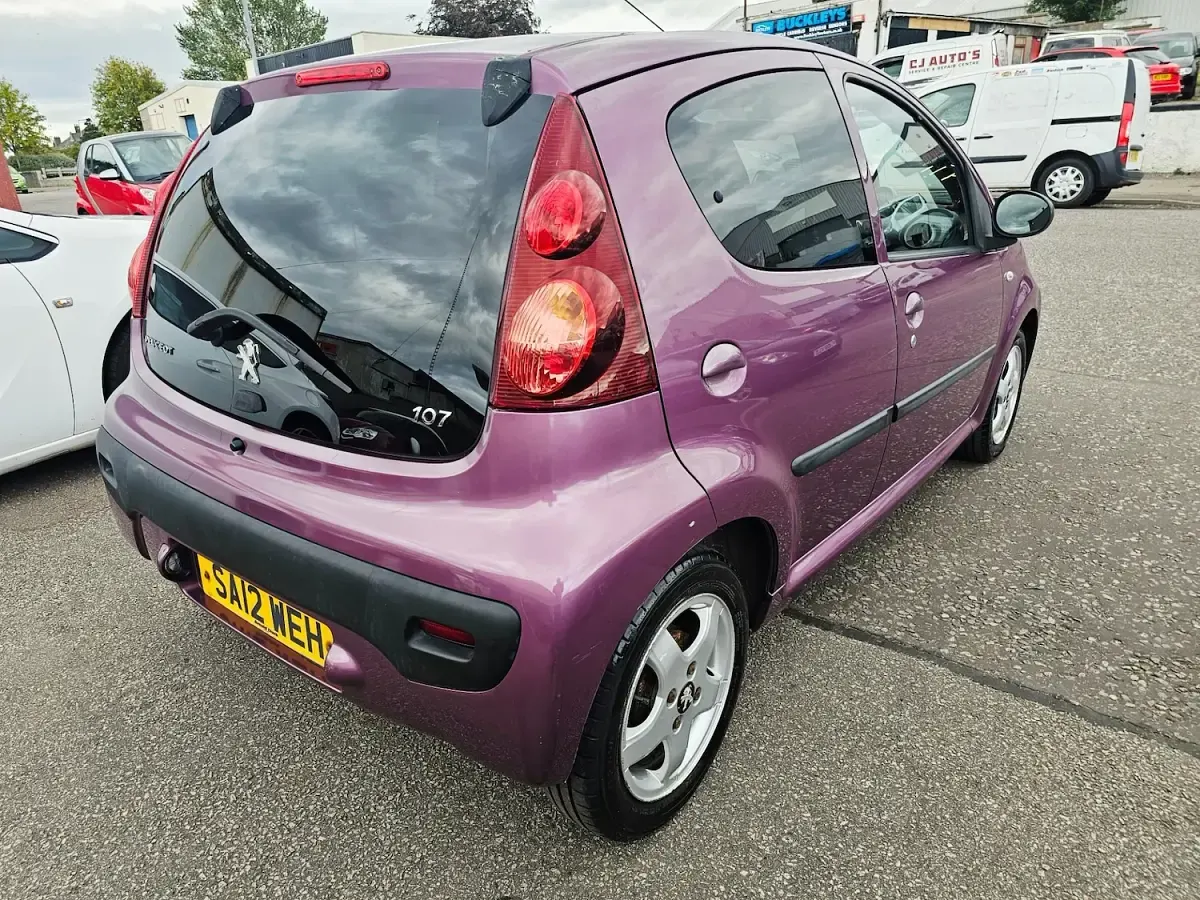 Used Peugeot 107 Allure 68 HP (50 kW) 2012 Purple Hatchback