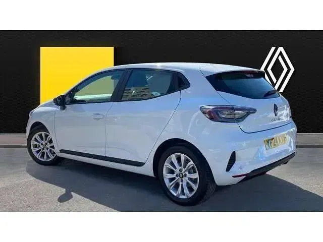 Używany Renault Clio V Evolution 143 KM (105 kW) 2024 Biały Hatchback