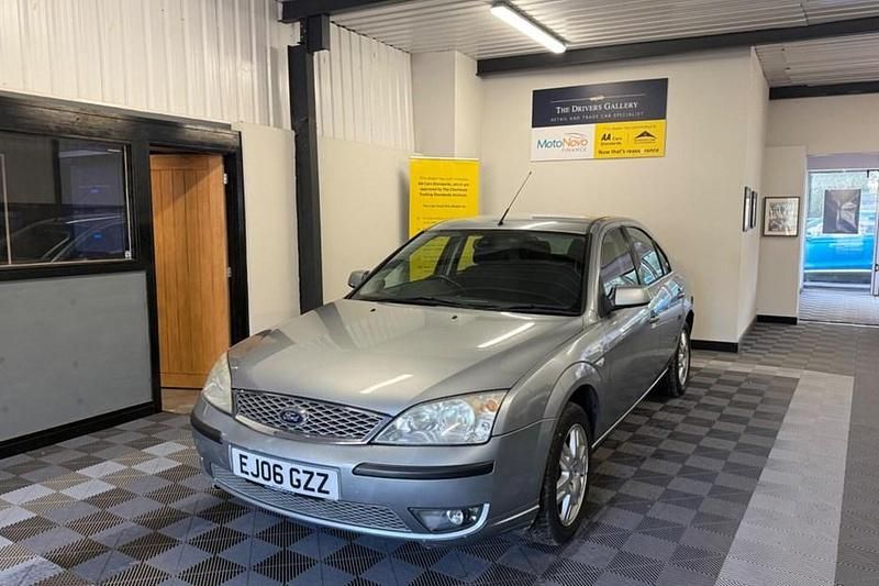 Silver Used 2006 Ford Mondeo Ghia Hatchback | £995 (Fair price) - Image 1/1