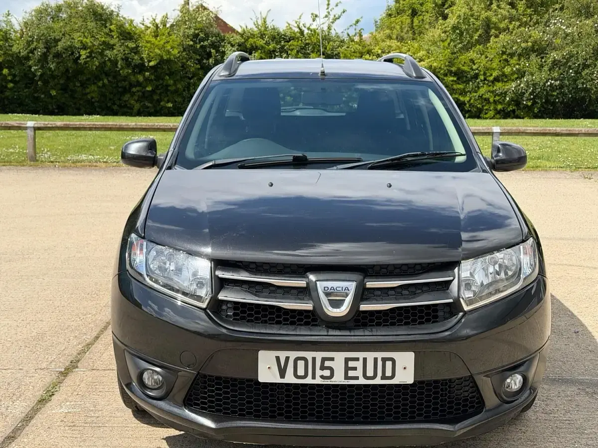Used Dacia Logan MCV Lauréate 2015 Black Estate