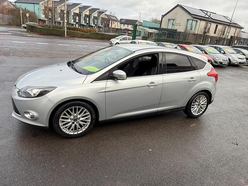 Used Ford Focus Zetec 2013 Silver Hatchback