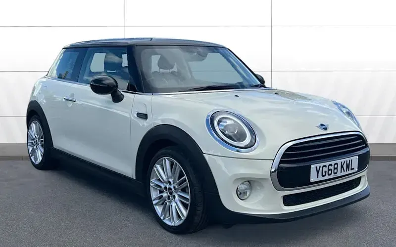 Used Mini Cooper Hatch 136 HP (100 kW) 2018 Hatchback
