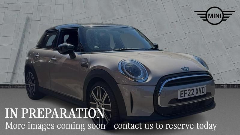 Grey Used 2022 Mini Cooper Exclusive Hatchback | £21,500 (Expensive) - Image 1/4