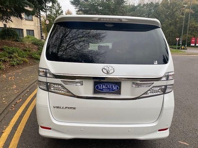 Used Toyota Alphard 2013 Pearl white MPV