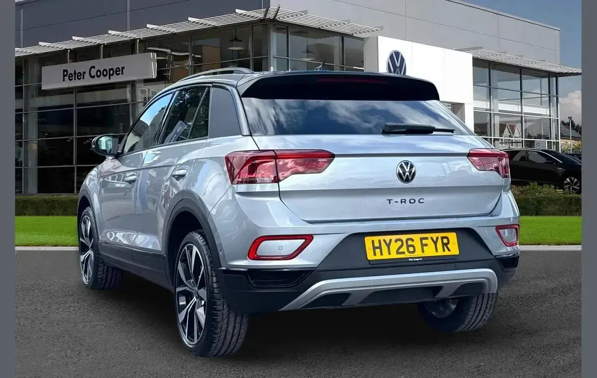 New VW T-Roc Design 147 HP (108 kW) 2026 Silver SUV