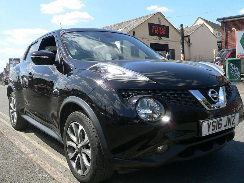 Black Used 2016 Nissan Juke Tekna SUV | £6,995 (Fair price) - Image 1/4