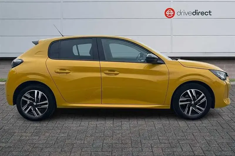 Used Peugeot 208 Allure+ 2023 Yellow Hatchback