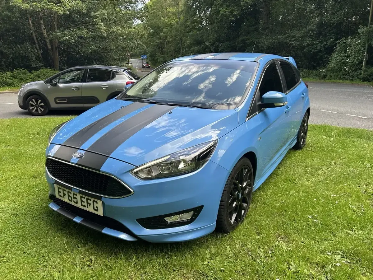 Used Ford Focus Zetec 2015 Blue Hatchback