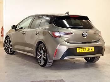 Usado Toyota Corolla 122 HP (89 kW) 2023 Castanho Citadino