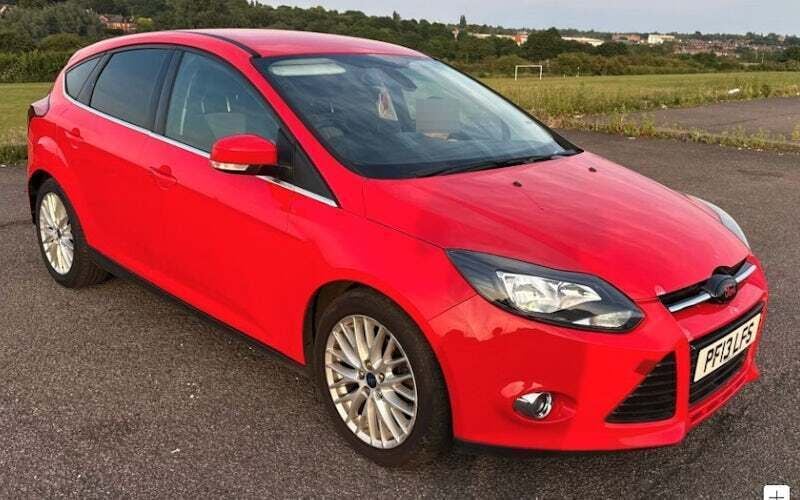 Used 2014 Ford Focus Zetec Hatchback | £4,399 (Good price) - Image 1/3