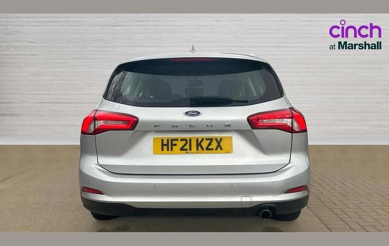 Used Ford Focus Zetec 117 HP (86 kW) 2021 Silver Estate