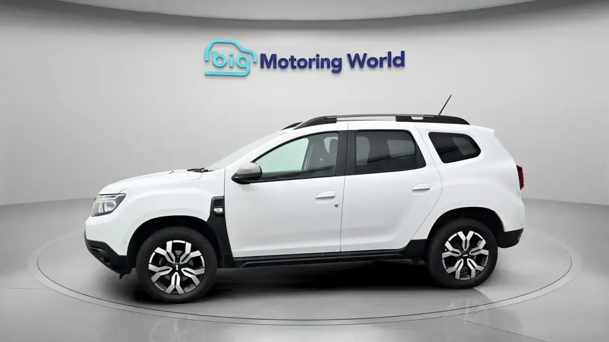 Used Dacia Duster Journey 130 HP (95 kW) 2024 White SUV