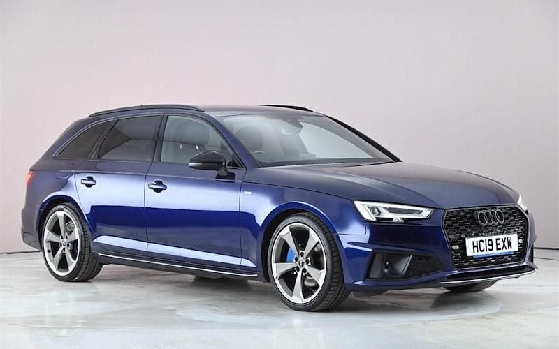 Begagnad Audi A4 Black Edition 190 HK (139 kW) 2019 Kombi