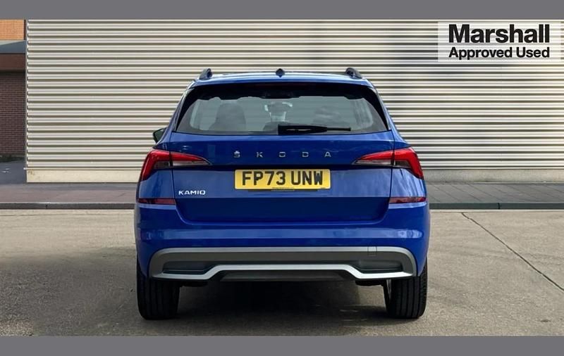 Used Skoda Kamiq SE 115 HP (84 kW) 2023 Blue SUV