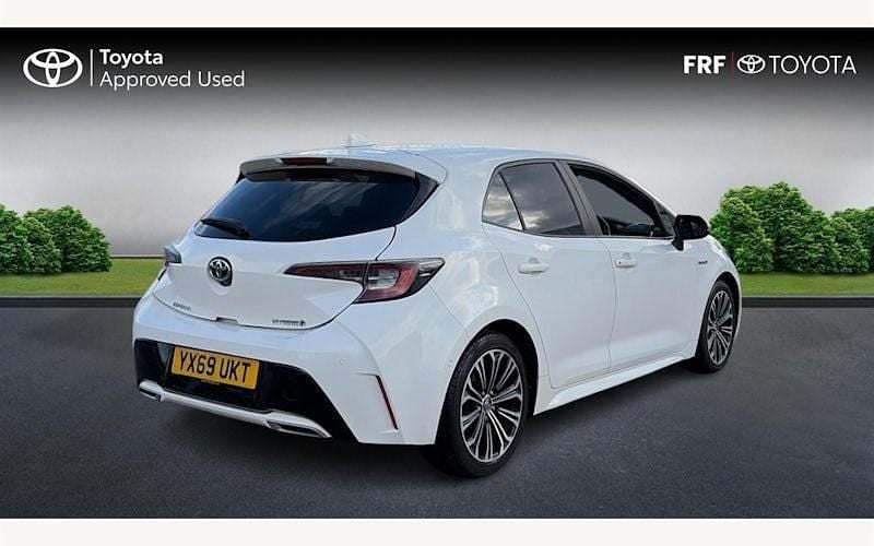 Used Toyota Corolla Design 184 HP (135 kW) 2022 Hatchback