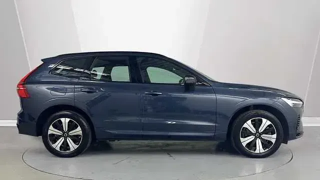 Used Volvo XC60 Plus 345 HP (253 kW) 2024 Blue SUV