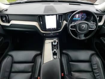 Used Volvo XC60 Inscription 455 HP (334 kW) 2022 Grey SUV