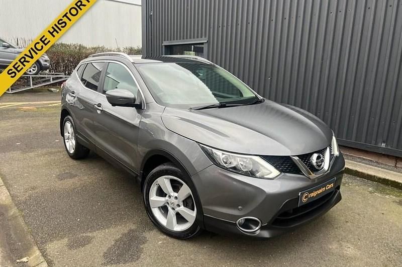 Used Nissan Qashqai N-Connecta 130 HP (95 kW) 2017 Grey SUV