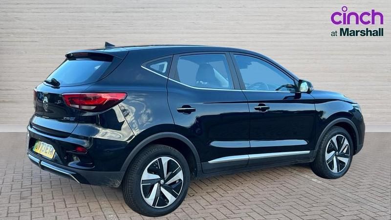Used MG ZS SE 114 kW (156 HP) 2023 Black SUV
