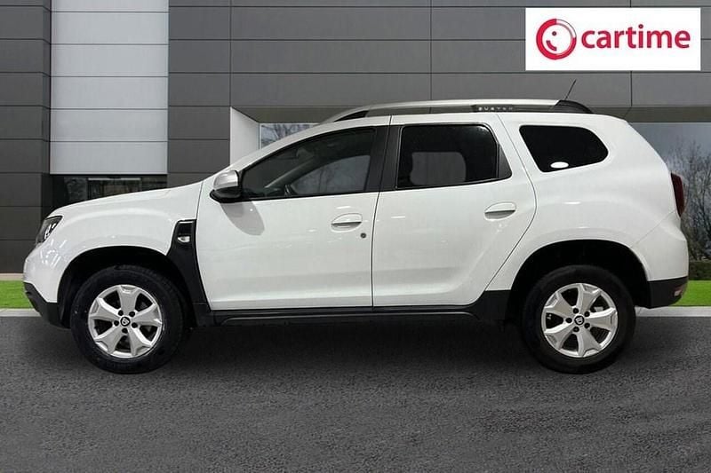 Used Dacia Duster Comfort 115 HP (84 kW) 2019 White Hatchback