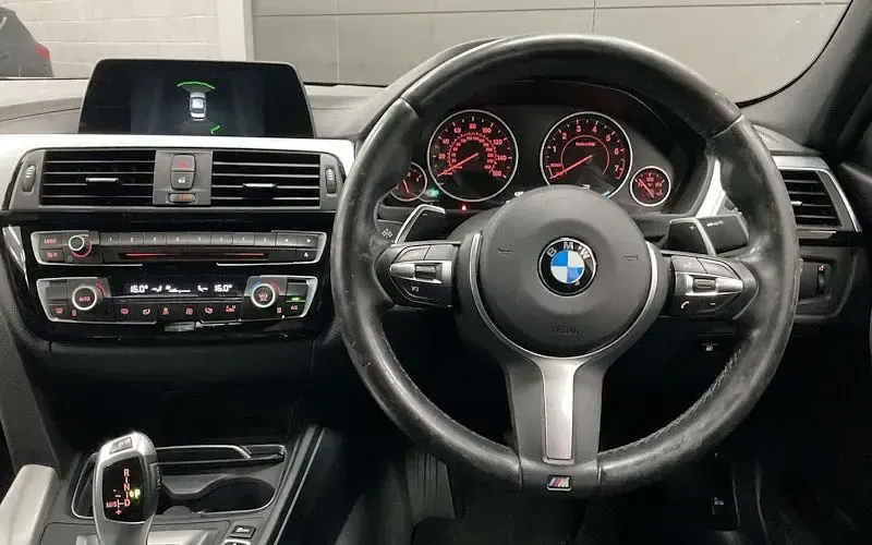 Used BMW 330e M Sport 252 HP (185 kW) 2018 Silver Sedan
