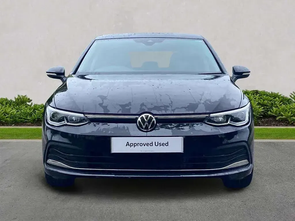 Used VW Golf VIII Edition 150 HP (110 kW) 2023 Black Hatchback