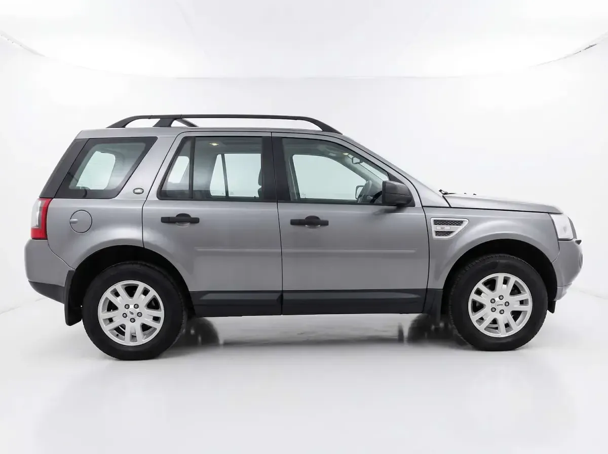 Used Land Rover Freelander 2 150 HP (110 kW) 2011 Grey SUV