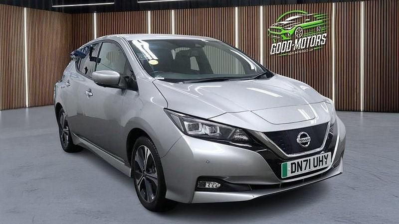 Used Nissan Leaf Tekna 110 kW (150 HP) 2021 Silver Hatchback