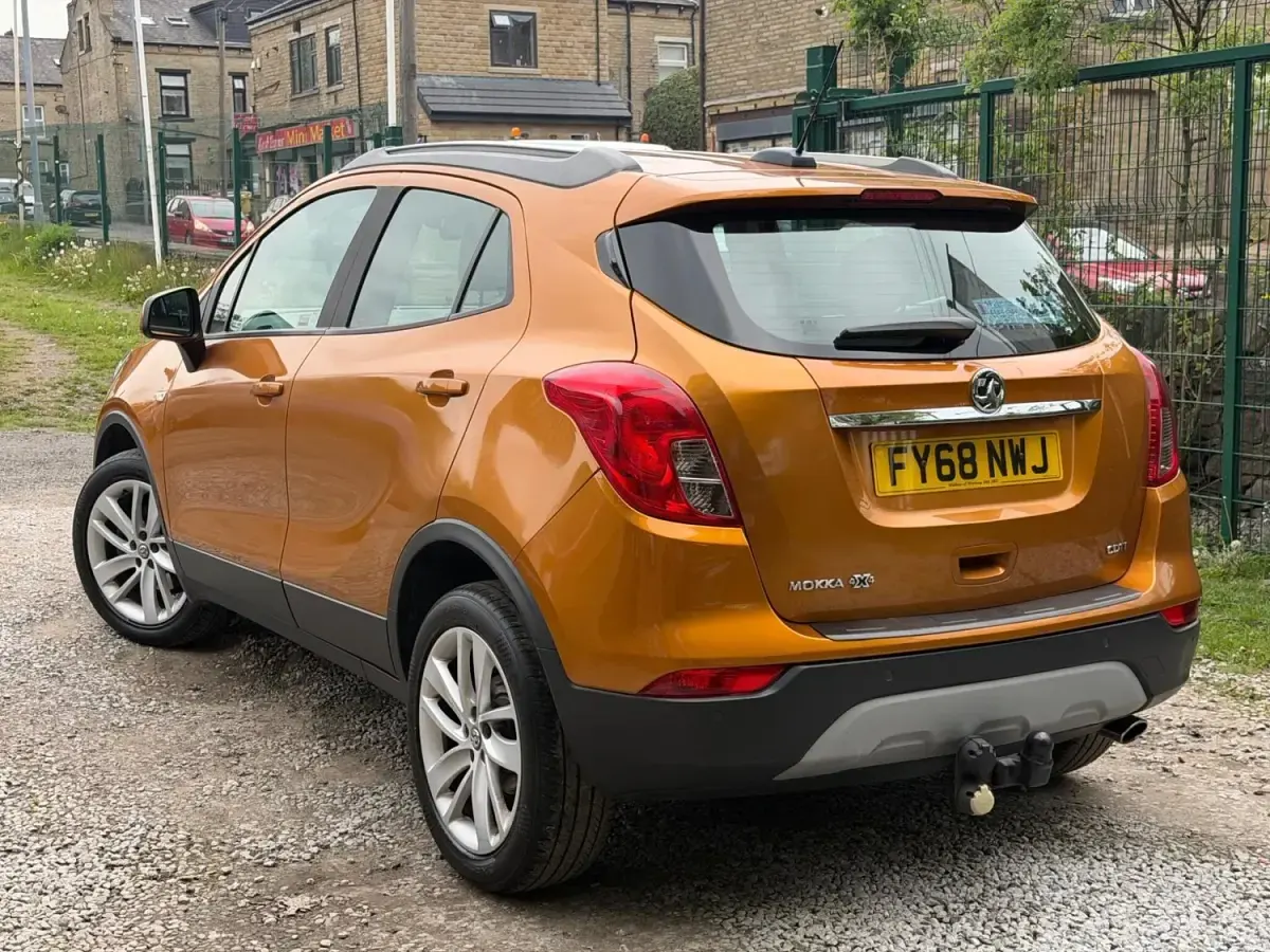 Second-hand Vauxhall Mokka X Active 2018 Portocaliu SUV