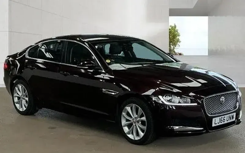 Used Jaguar XF Portfolio 179 HP (131 kW) 2020 Sedan