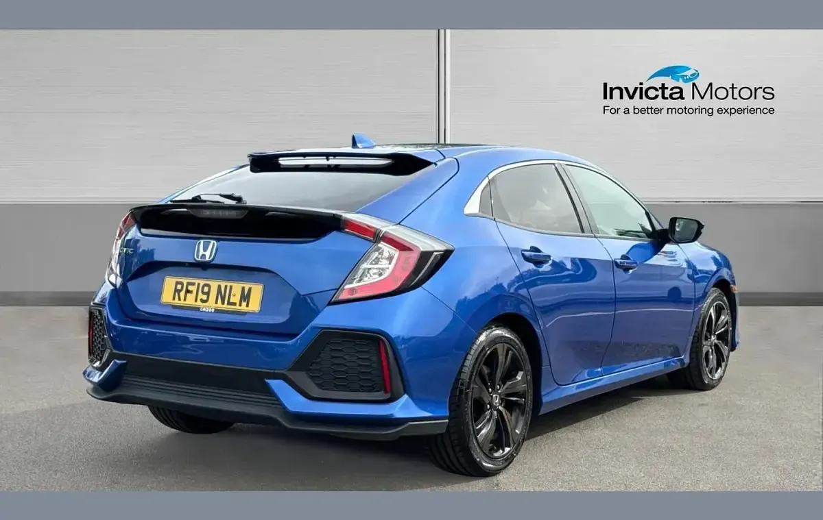 Used Honda Civic EX 127 HP (93 kW) 2019 Brilliant sporty blue metallic Hatchback