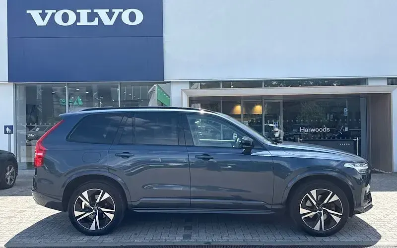 Used Volvo XC90 Plus 235 HP (172 kW) 2023 SUV