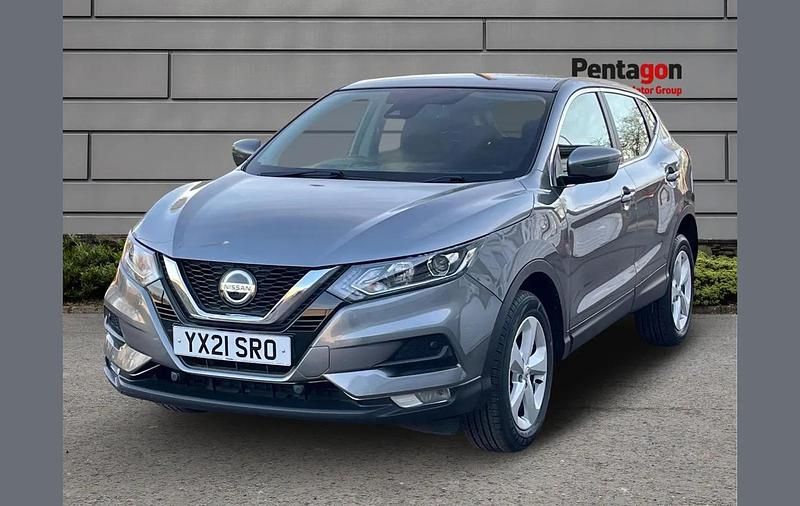 Used Nissan Qashqai Acenta Premium 155 HP (114 kW) 2021 Grey SUV