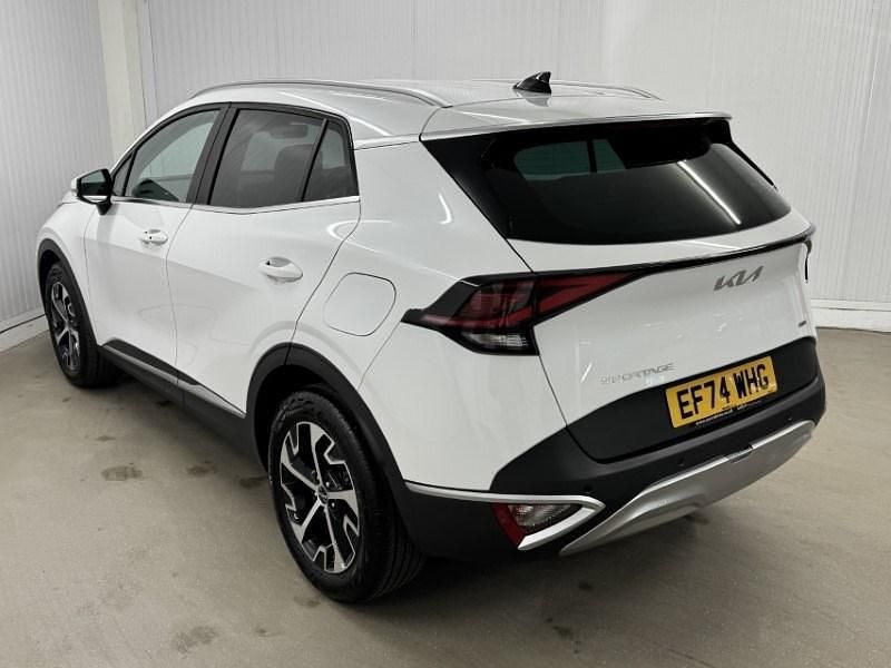Used Kia Sportage 2025 White SUV