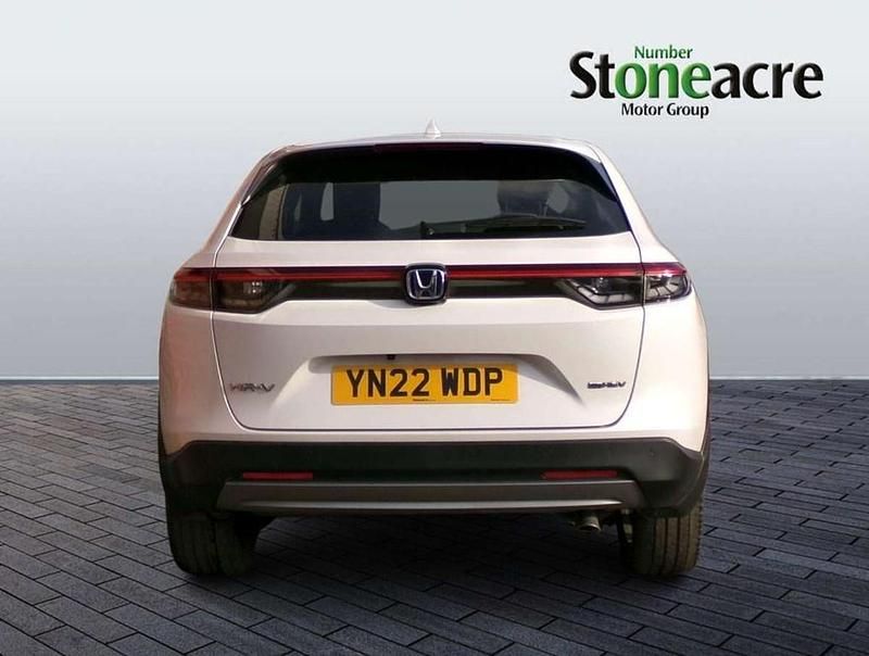 Used Honda HR-V Elegance 152 HP (111 kW) 2022 White SUV